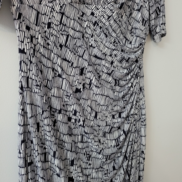 Ralph Lauren Graphic Design Wrap Dress Size 12 - Picture 5 of 14